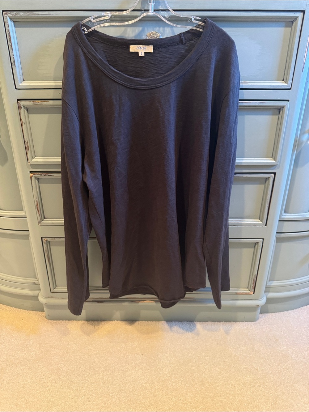 Leallo Women's Long Sleeve Tee black